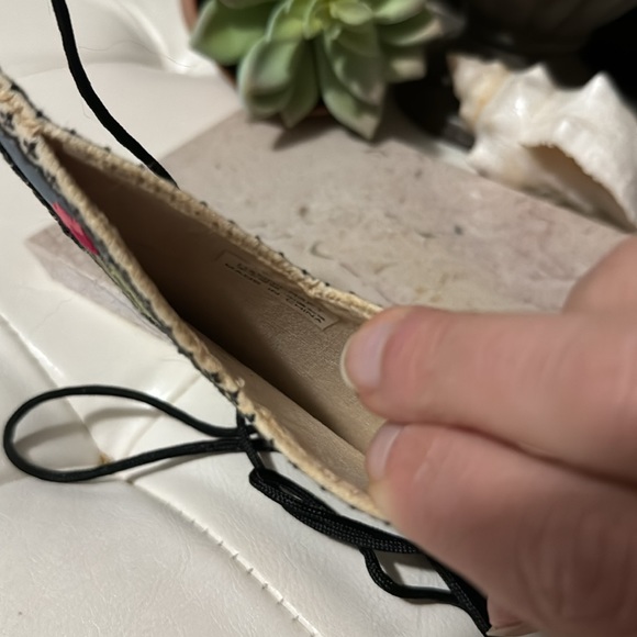 Free With $25 Purchase-Butterfly Purse-Mini Slip Top Open-Cloth-GUC - Picture 8 of 14